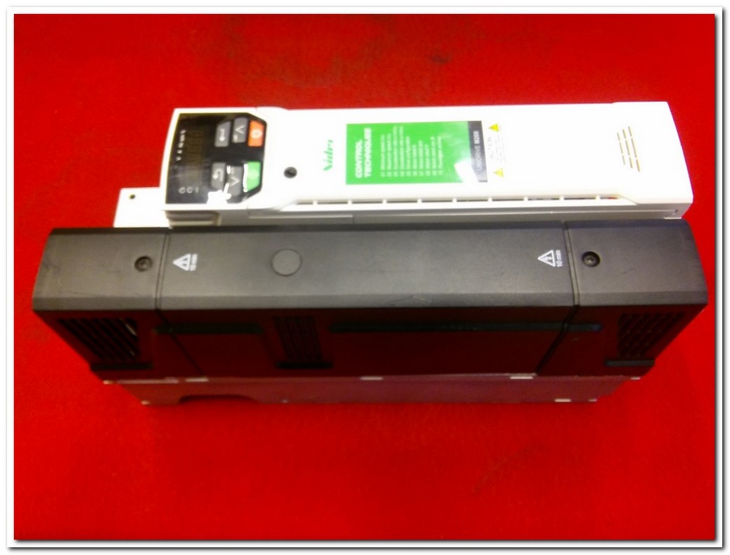 CONTROL TECHNIQUES M200-054 00270 A 15KW SÜRÜCÜ UNIDRIVE M200 NİDEC EMERSON 15 KW INVERTER