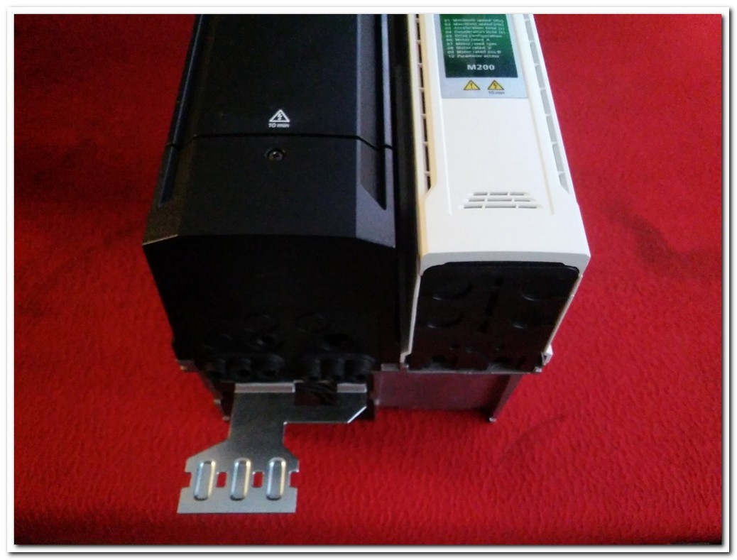 CONTROL TECHNIQUES M200-064 00420 A 22KW EMERSON UNIDRIVE M200 22 KW INVERTER
