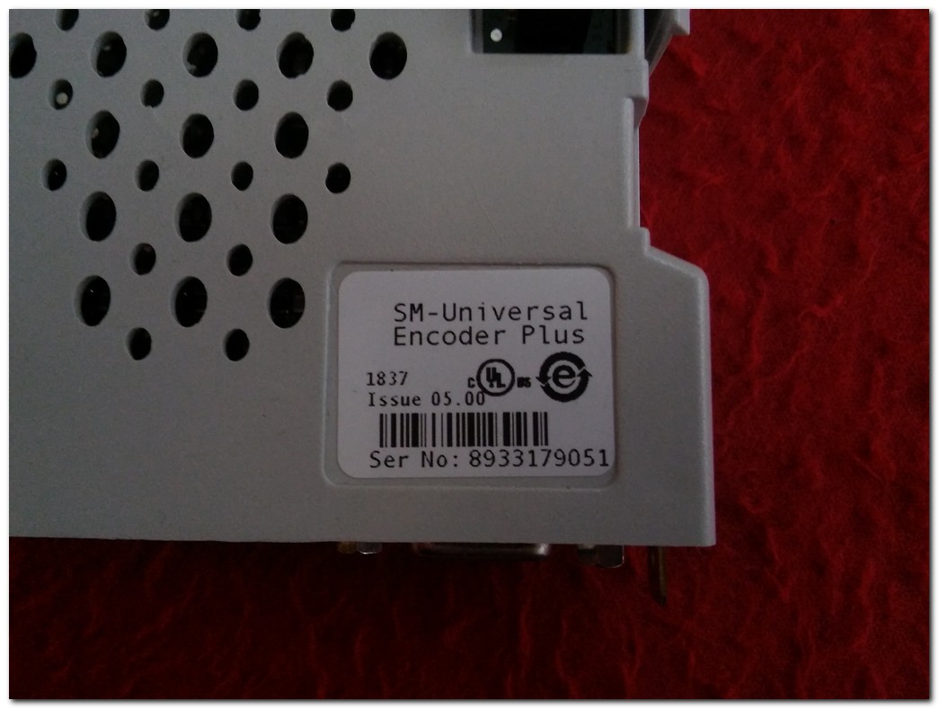 CONTROL TECHNIQUES SM-UNIVERSAL ENCODER PLUS 1837 EMERSON MODÜL