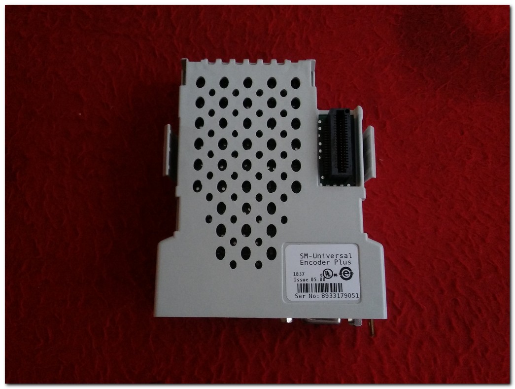 CONTROL TECHNIQUES SM-UNIVERSAL ENCODER PLUS 1837 EMERSON MODÜL