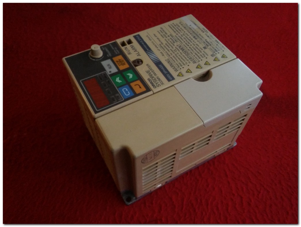 OMRON 3G3MV-A4002 0,37KW SÜRÜCÜ 3G3MV SYSDRIVE 0,37 KW INVERTER