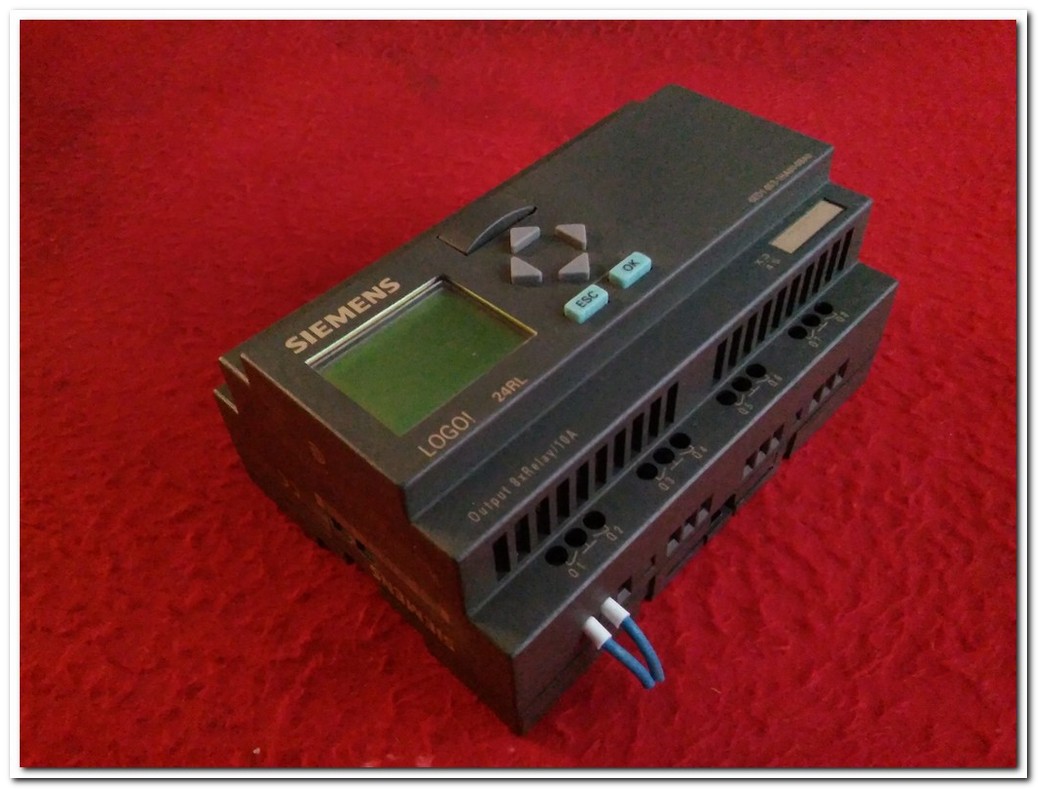 SIEMENS 6ED1 053-1HA00-0BA0 LOGO 24RL LOGIC MODULE 6ED1053-1HA00-0BA0 PLC MODÜL