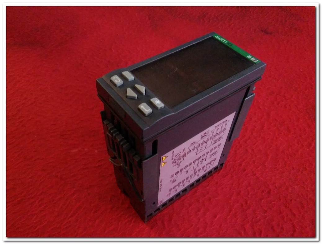 ASCON X5-3100-0000 X5 SPA 4 RÖLE VE ANALOG SSR SÜRÜCÜ ÇIKIŞLI ISI KONTROL CİHAZI