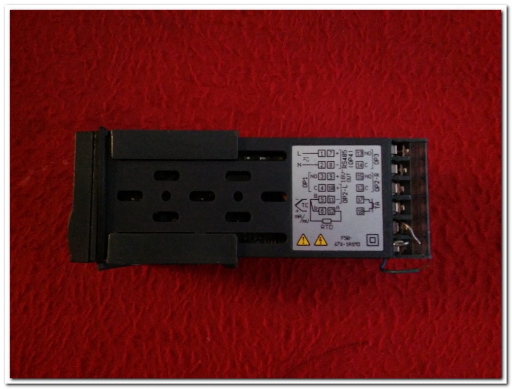 ASCON M3-3100-0000 M3 SPA ÇİFT RÖLE VE SSR SÜRÜCÜ CIKIŞLI DIN ÇİFT EKRAN ISI KONTROL 48-48