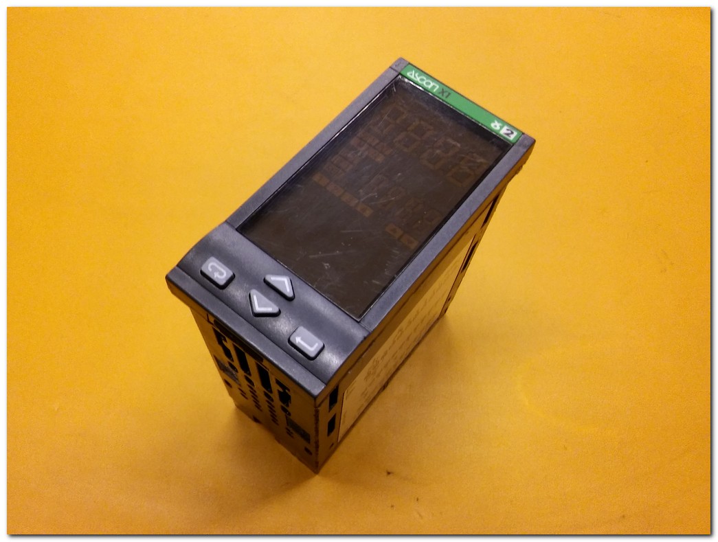 ASCON X1-5100-0000 X1 PID SICAKLIK KONTROLÖRÜ