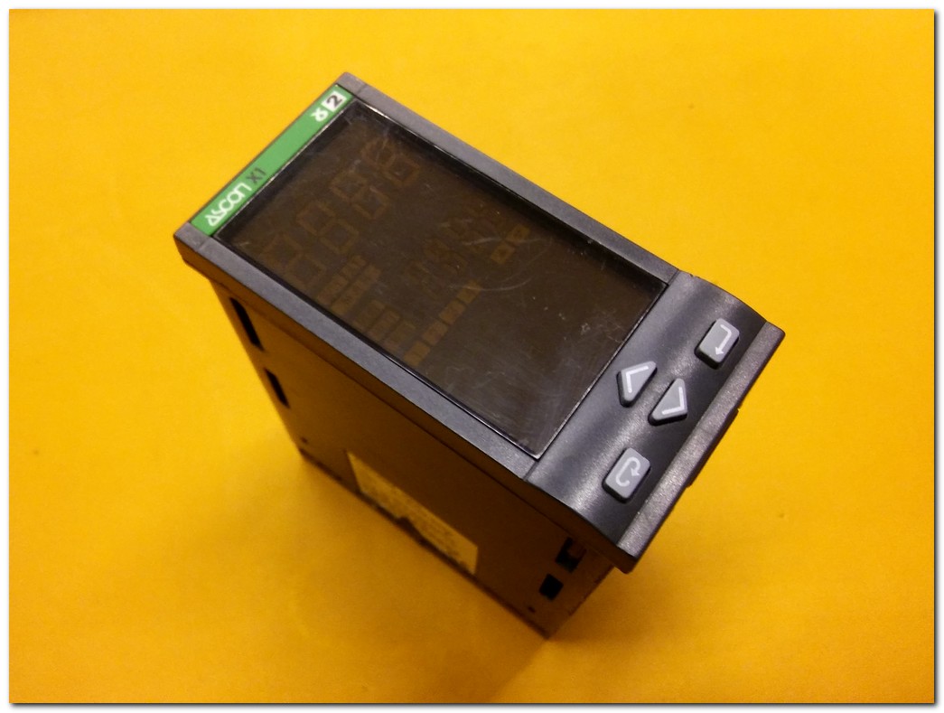 ASCON X1-5100-0000 X1 PID SICAKLIK KONTROLÖRÜ