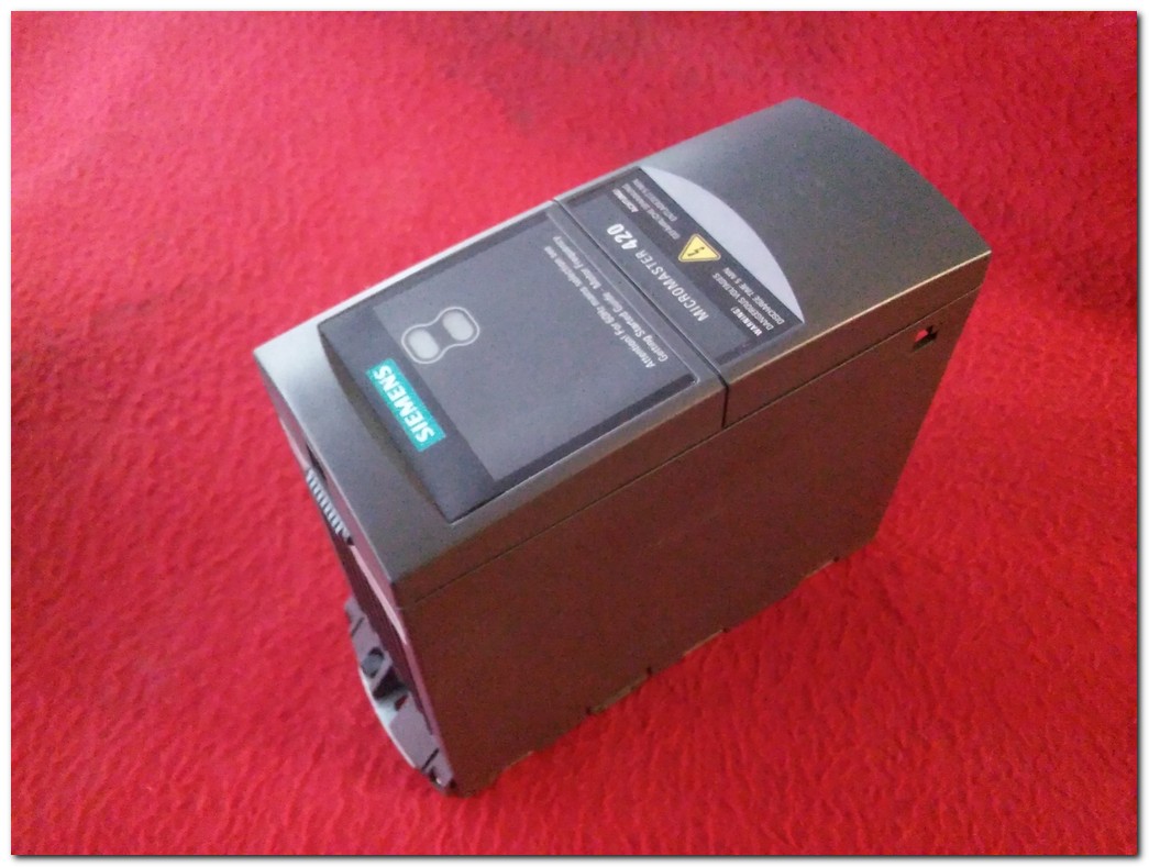 SIEMENS 6SE6420-2UC12-5AA1 0,25KW SÜRÜCÜ MICROMASTER 420 0,25 KW INVERTER