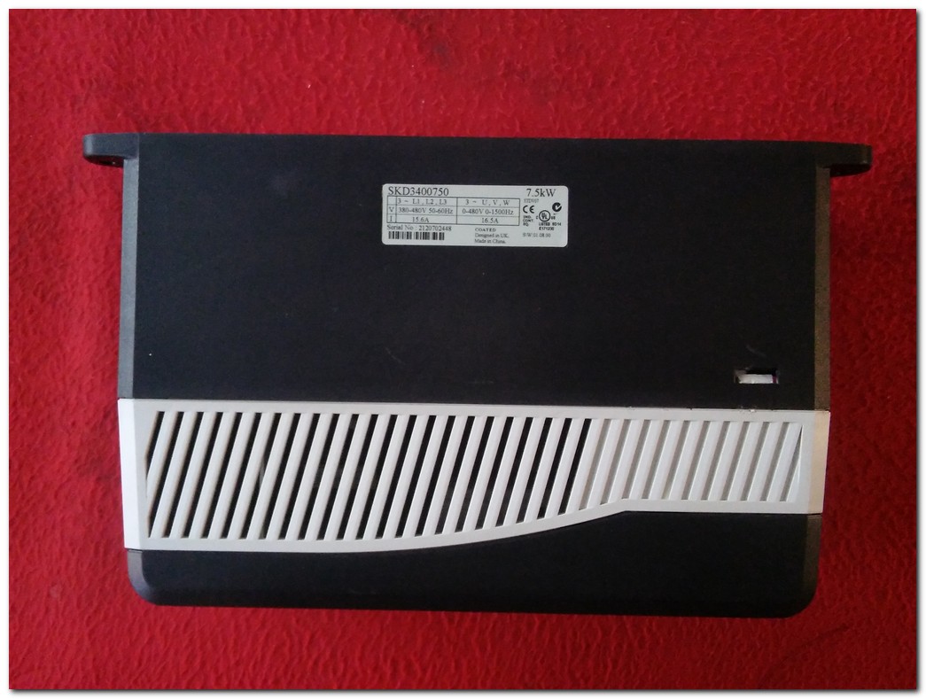 EMERSON SKD3400750 7,5KW SÜRÜCÜ CONTROL TECHNIQUES 7,5 KW COMMANDER SK INVERTER