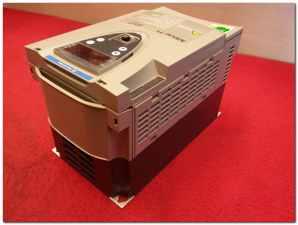 TELEMECANIQUE ATV71HU15N4 ATV71HU15N4Z