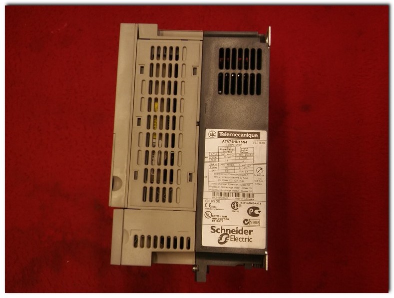 TELEMECANIQUE ATV71HU15N4 ATV71HU15N4Z