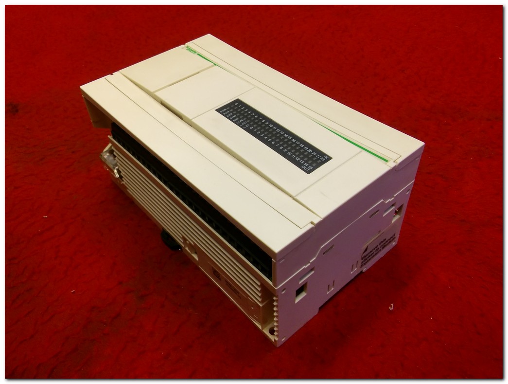 SCHNEİDER TWDLCDE40DRF TWİDO PLC MODULE