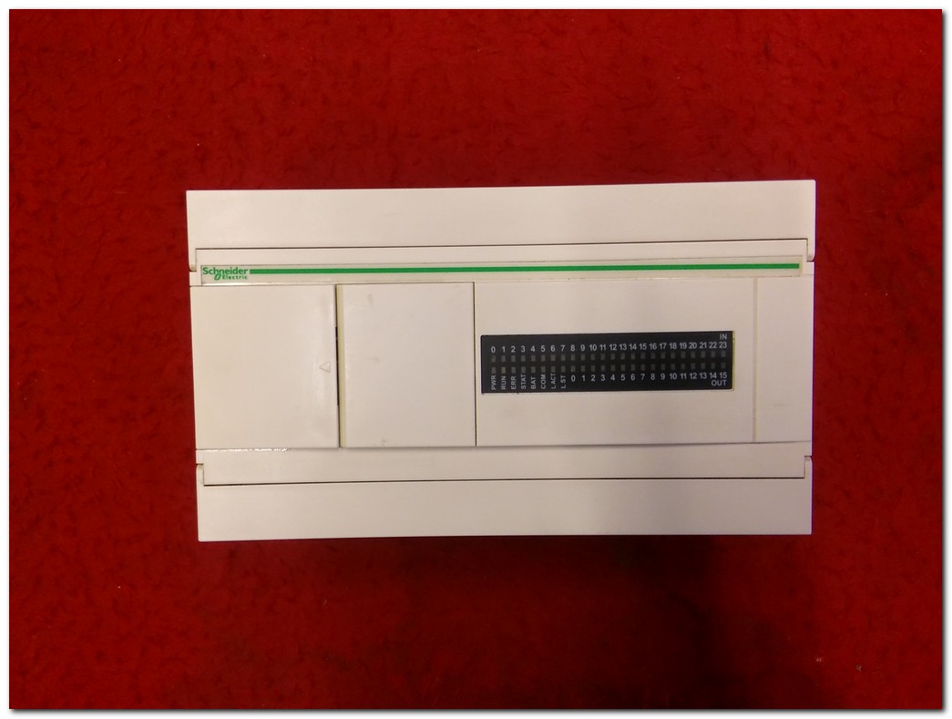 SCHNEİDER TWDLCDE40DRF TWİDO PLC MODULE