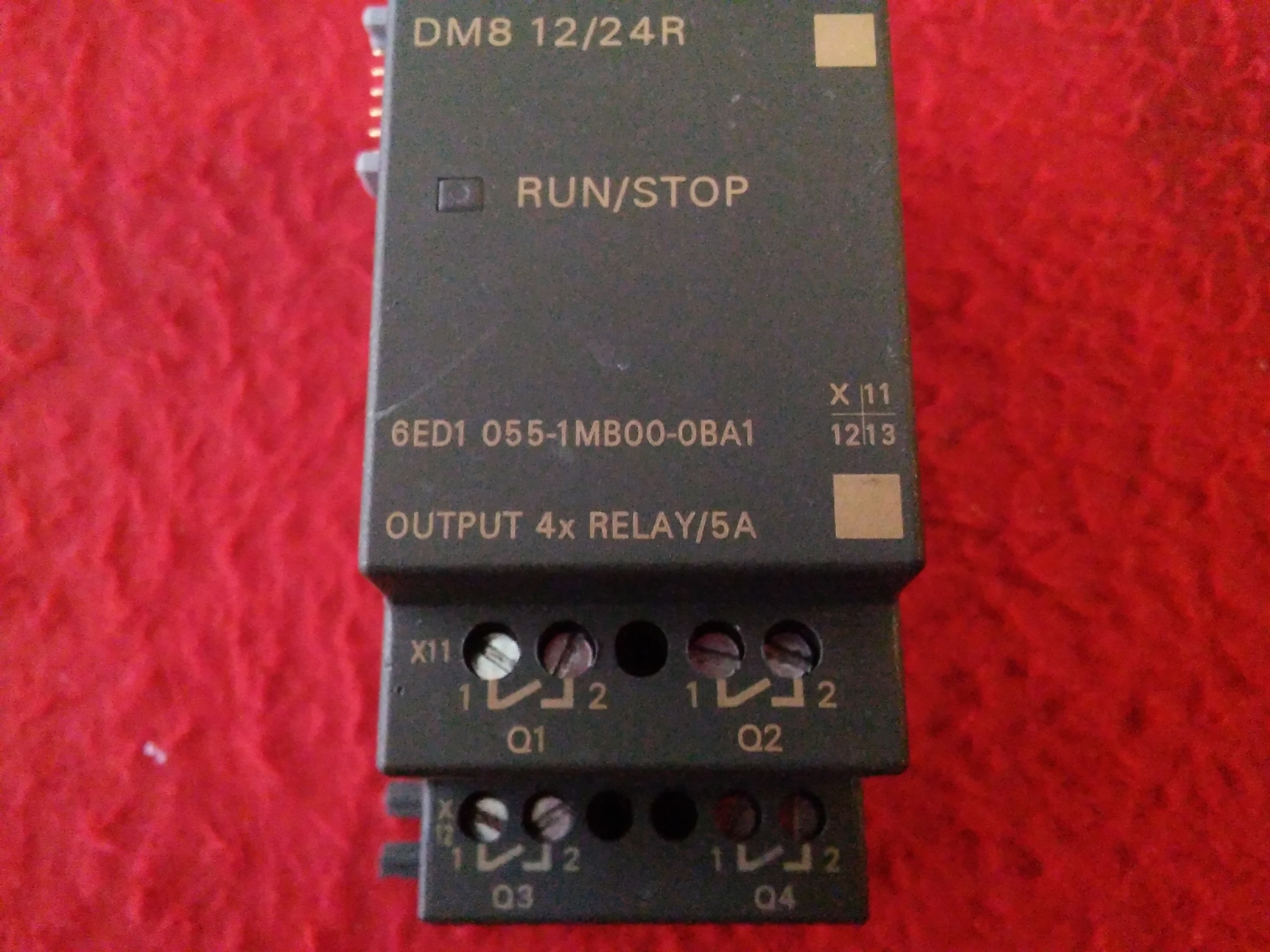 SIEMENS 6ED1 055-1MB00-0BA1 6ED1055-1MB00-0BA1 RUN STOP PLC