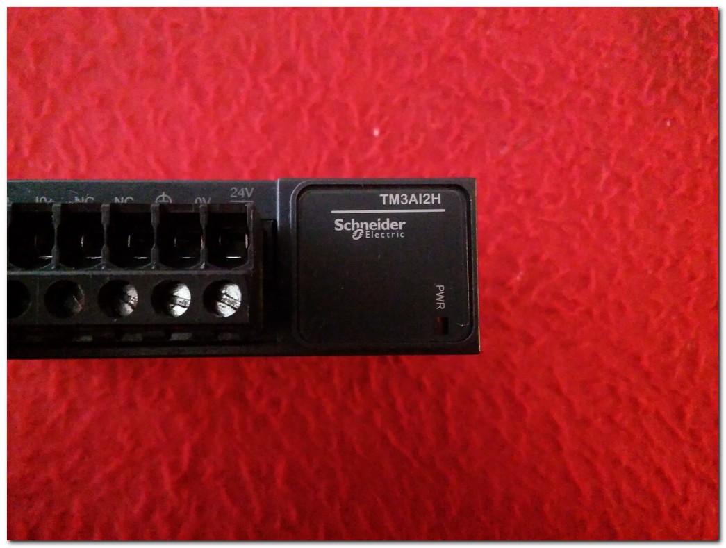 SCHNEİDER TM221ME32TK TM3DM24R TM3AI2H MODICON PLC TAKIM