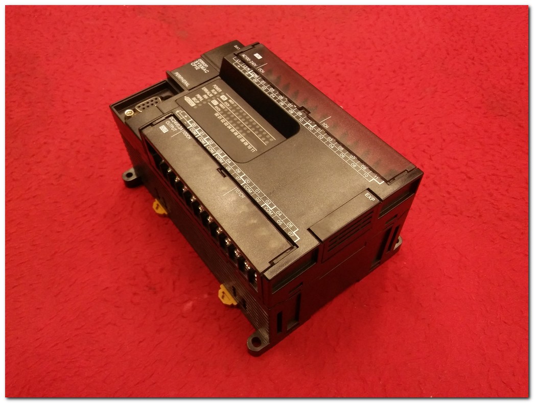 OMRON CP1E-N40SDR-A PROGRAMMABLE CONTROLLLER PLC