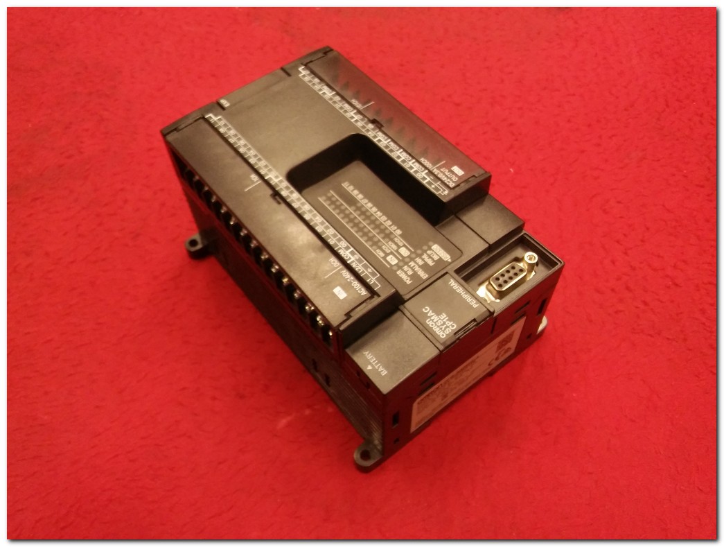 OMRON CP1E-N40SDR-A PROGRAMMABLE CONTROLLLER PLC