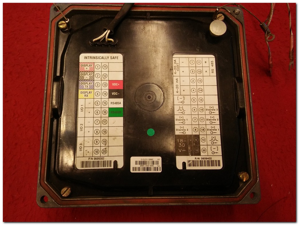 MİCRO MOTİON 3700 EMERSON CONTROLLER AND TRANSMİTTER DENETLEYİCİ VE VERİCİ ÜST KONTROL PANELİ