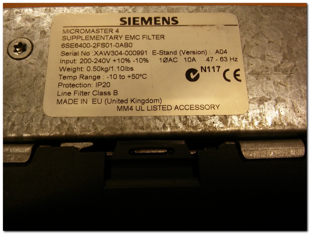 SIEMENS 6SE6440-2AB17-5AA1 0,75KW SÜRÜCÜ VE SIEMENS 6SE6400-2FS01-0AB0 SUPPLEMENTARY EMC FILTER HARMONİK FİLTRE
