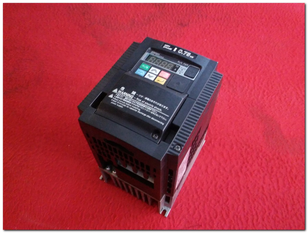OMRON MX2-A4007-E 380V 0,75KW MX2 INVERTER 0.75 KW SÜRÜCÜ