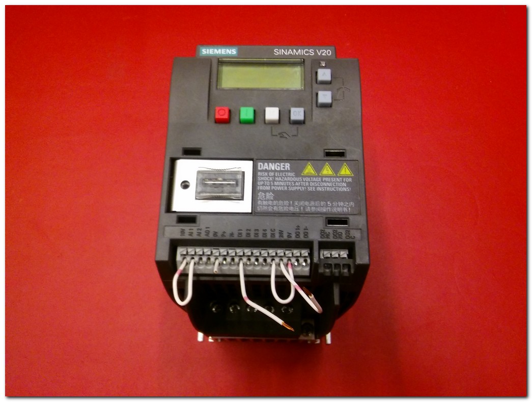 SIEMENS 6SL3210-5BB17-5UV0 0,75KW SÜRÜCÜ SINAMICS V20 0.75 KW INVERTER