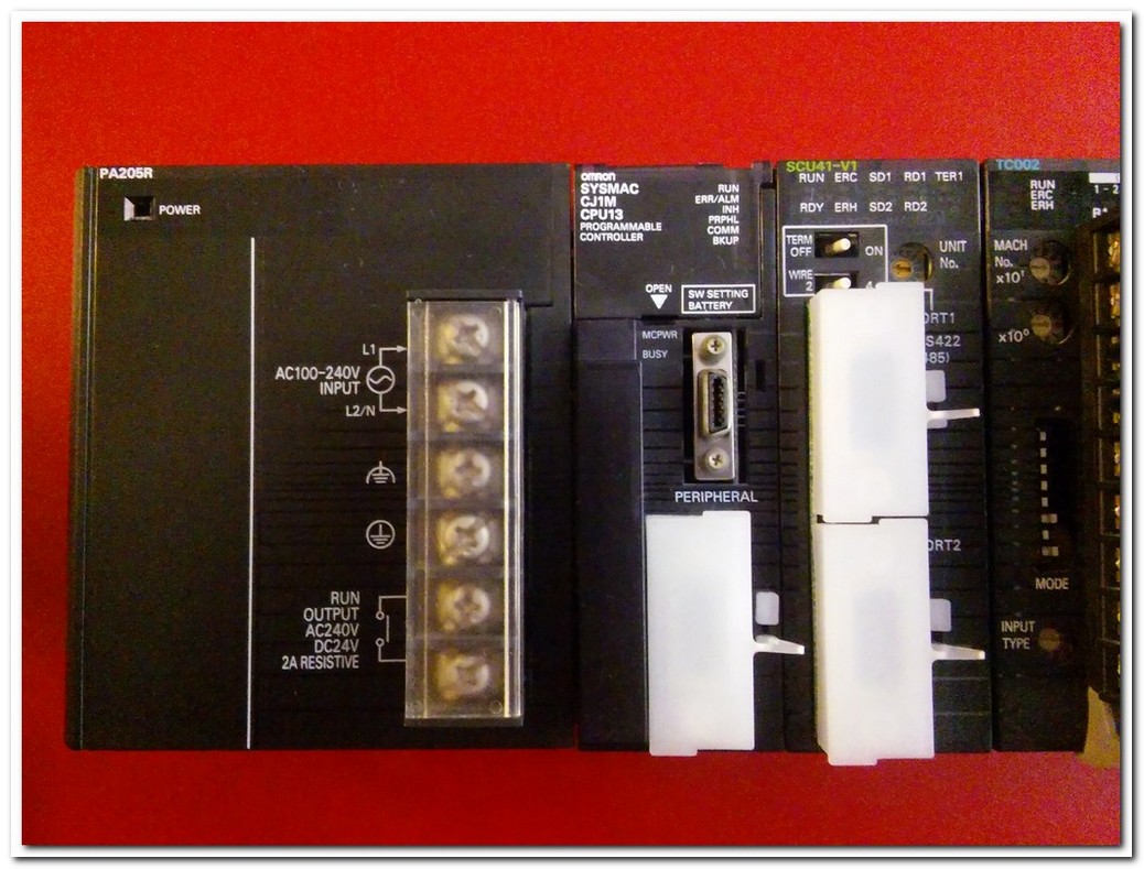 OMRON PA205R CJ1W-PA205R POWER SUPPLY UNIT GÜÇ KAYNAĞI