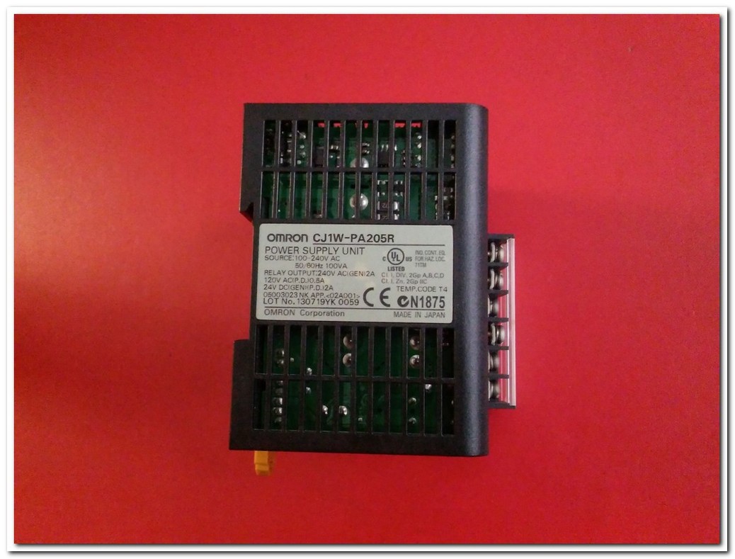OMRON PA205R CJ1W-PA205R POWER SUPPLY UNIT GÜÇ KAYNAĞI