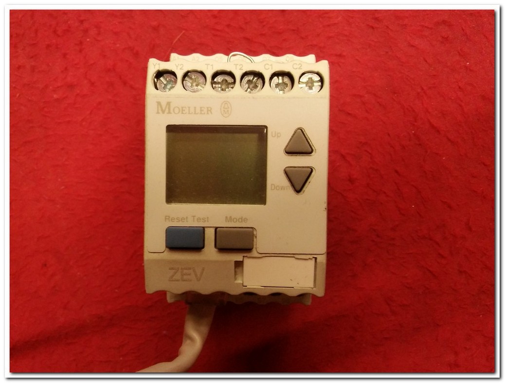 MOELLER ZEV EATON ZEV-XSW-145 ELEKTRONİK MOTOR KORUMA RÖLESİ VE AKIM SENSÖRÜ TAKIM