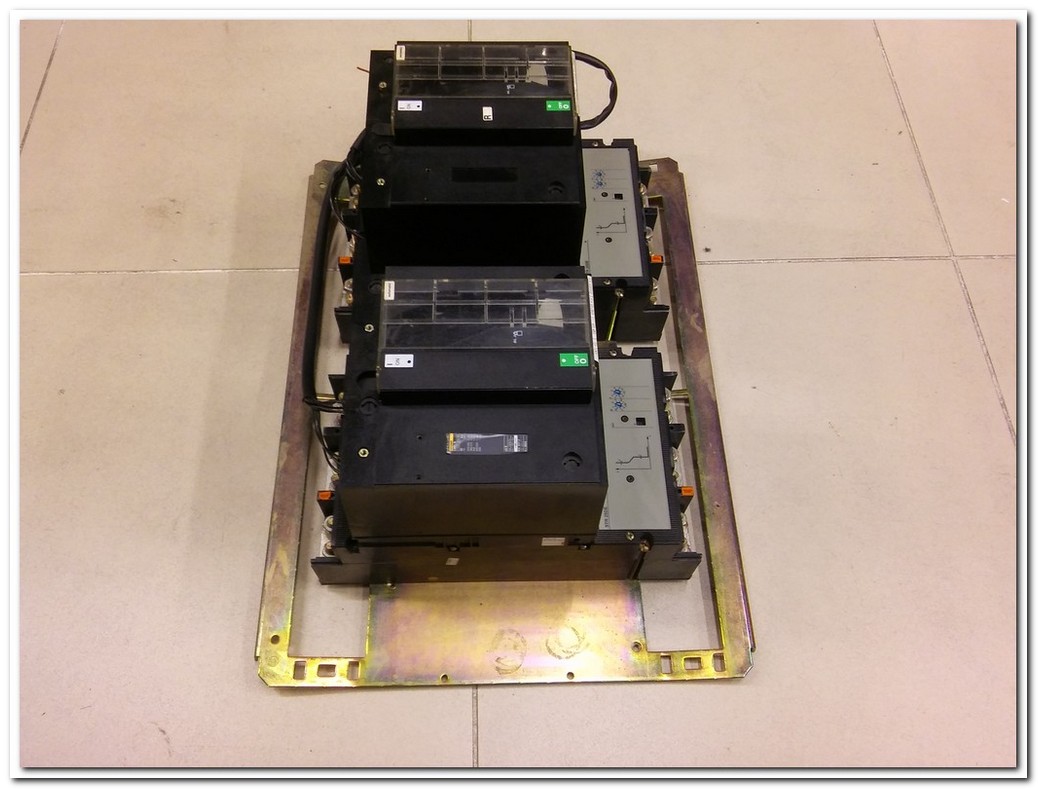 MERLİN GERİN C801N C1001H C1251 H 800-1250A COMPACT MOTORLU TRANSFER