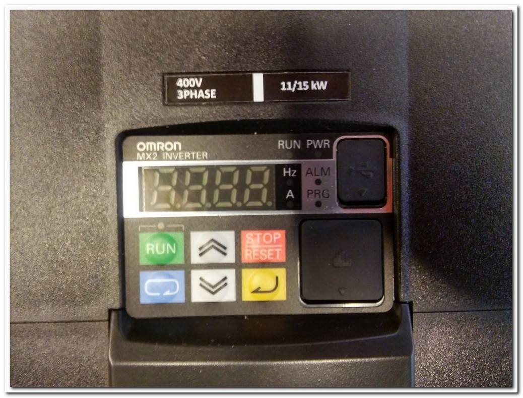 OMRON 3G3MX2-A4110-E 15KW SIFIR KUTULU SÜRÜCÜ MX2 15 KW INVERTER