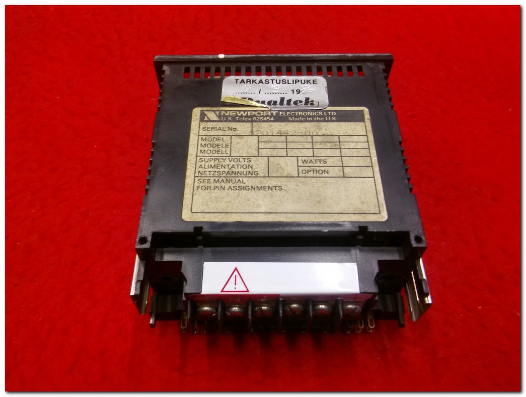 NEWPORT ELECTRONICS A201442-00 201442 PROCESS METER