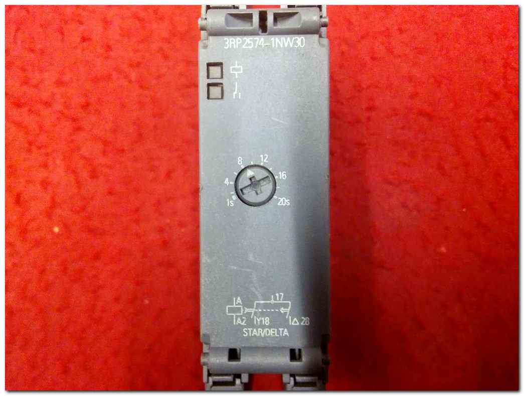 SIEMENS 3RP2574-1NW30 TIME RELAY 1S-20S ZAMAN RÖLESİ