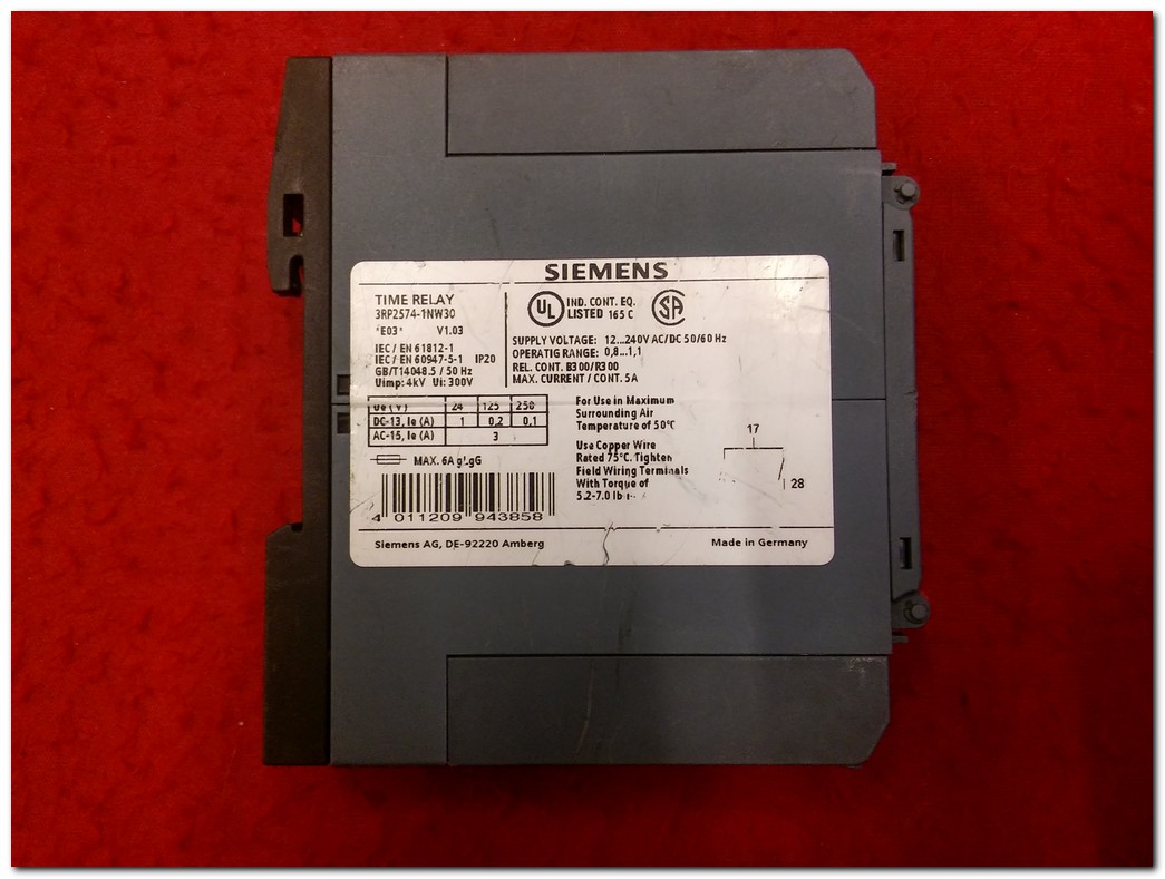 SIEMENS 3RP2574-1NW30 TIME RELAY 1S-20S ZAMAN RÖLESİ