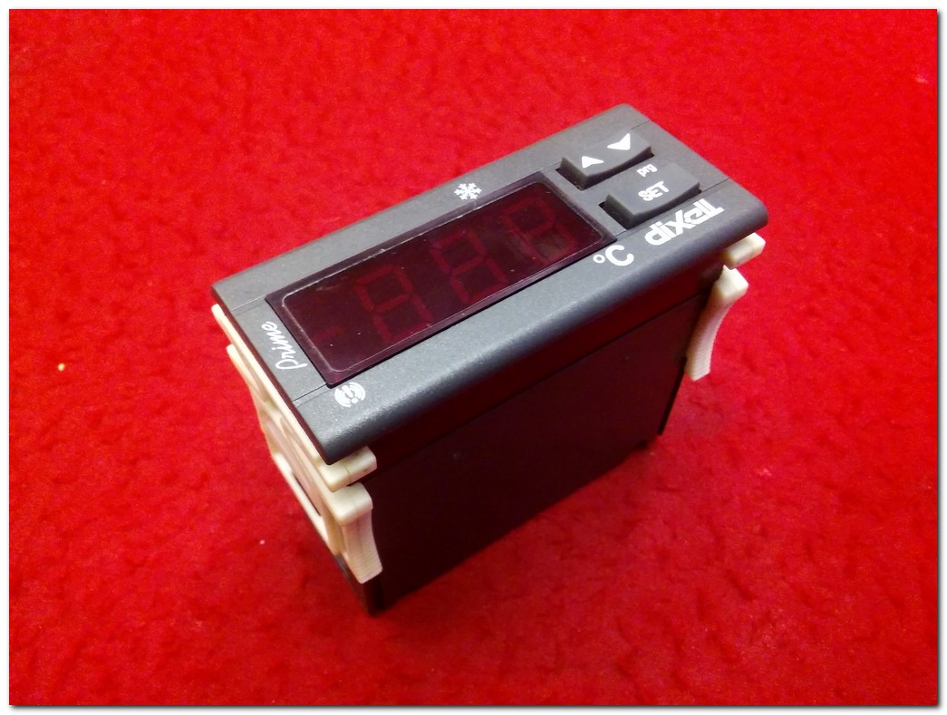 DİXELL XR10C XR10C-5N1C0 PRİME 0-60C SOĞUTMA ISI KONTROL CİHAZI