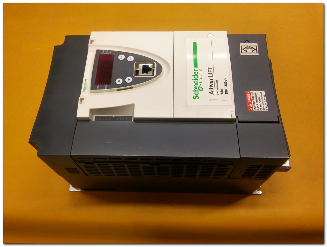 SCHNEİDER ATV71LD14N4Z 5,5KW ALTİVAR LIFT SÜRÜCÜ 5,5 KW INVERTER