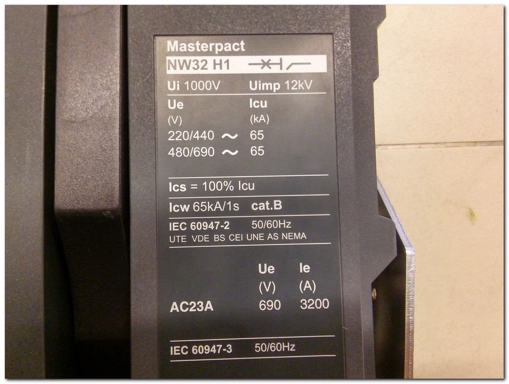 MERLİN GERİN NW32 H1 NW32H1 MİCROLOGİC 6,0 E 3200A MASTERPACT NW32H14PML2AHH MASTERPACT