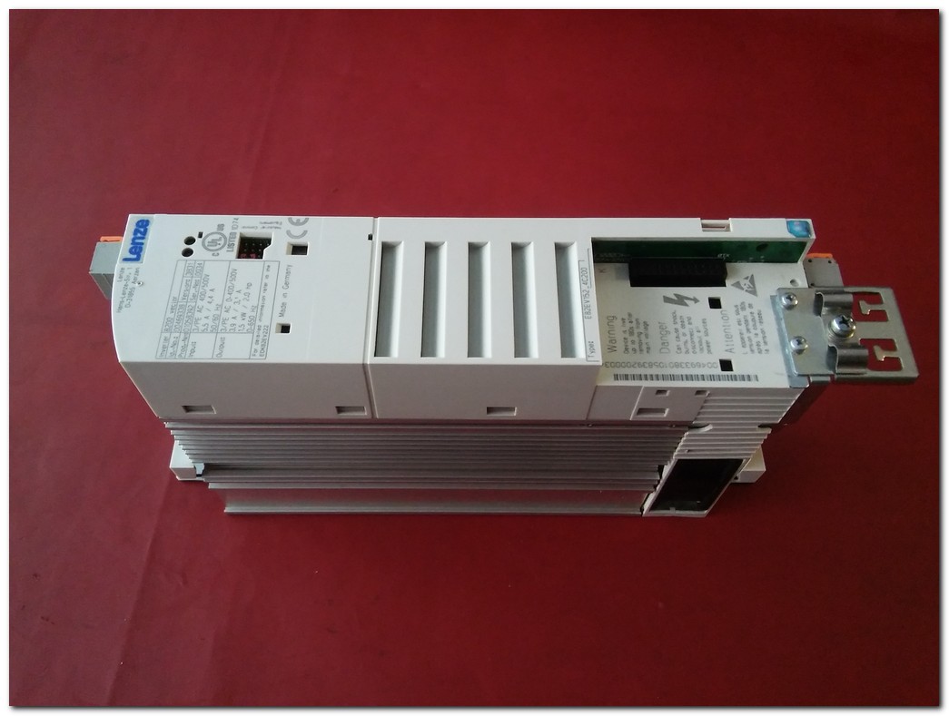 LENZE E82EV152_4C200 E82EV152-4C200 E82EV152_4C E82EV152-4C 1,5KW SÜRÜCÜ 8200 1,5KW E82EV