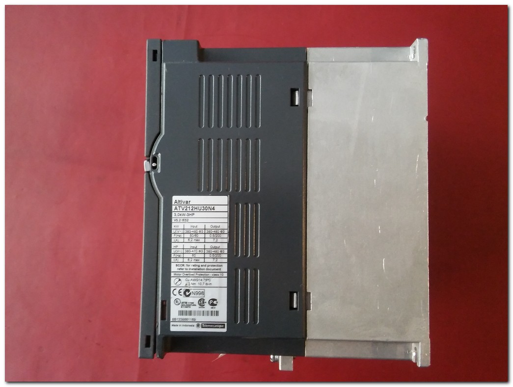 SCHNEİDER ATV212HU30N4 ATV212HU22N4 3 KW HVAC SÜRÜCÜ 