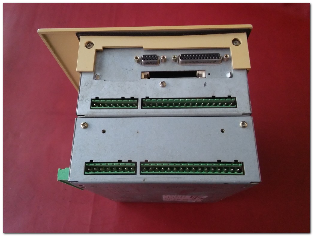 SIEMENS 6ES7630-0DA00-0AB0 6ES7 630-0DA00-0AB0 SIMATIC C7-633 VE SIEMENS 6ES7633-1DF02-0AE3 SIMATIC C7-633 P OPERATÖR PANEL TAKIM
