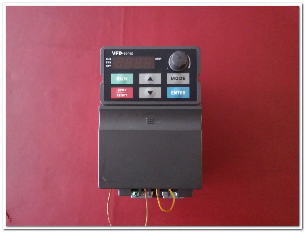 DELTA VFD015E43T 1,5KW İNPUT 380V SÜRÜCÜ VFD SERİES 1,5 KW SÜRÜCÜ