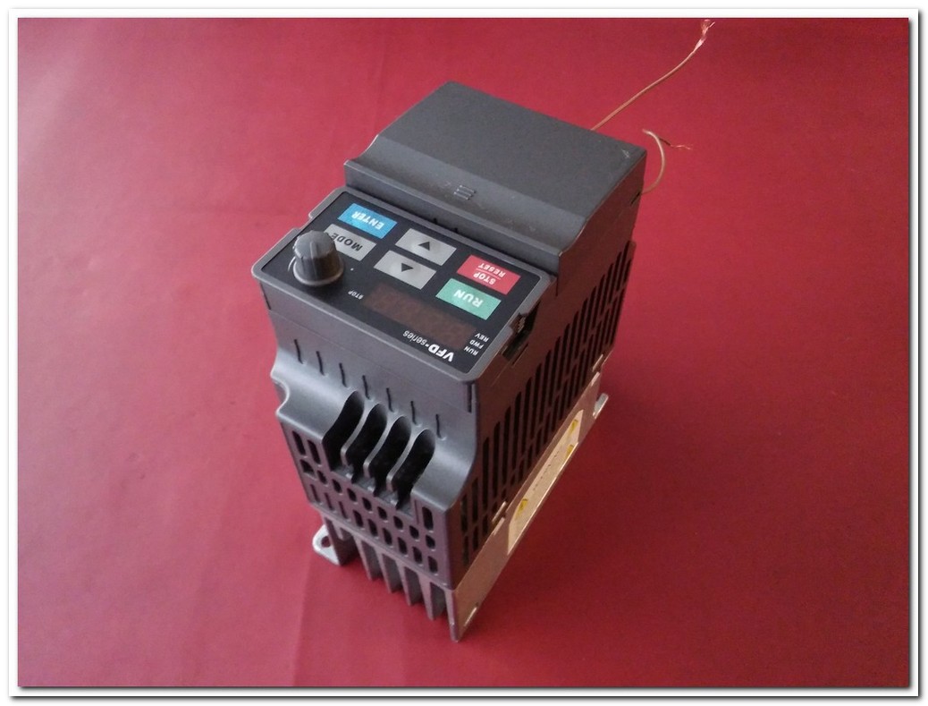 DELTA VFD015E43T 1,5KW İNPUT 380V SÜRÜCÜ VFD SERİES 1,5 KW SÜRÜCÜ