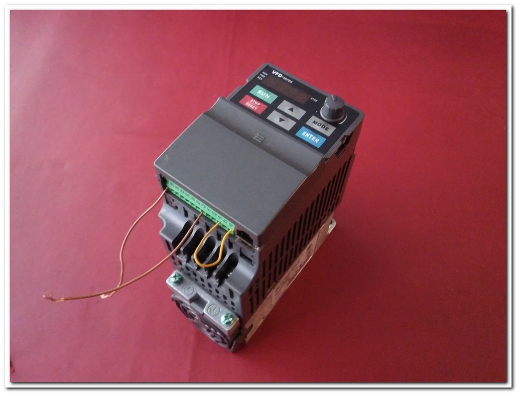 DELTA VFD015E43T 1,5KW İNPUT 380V SÜRÜCÜ VFD SERİES 1,5 KW SÜRÜCÜ