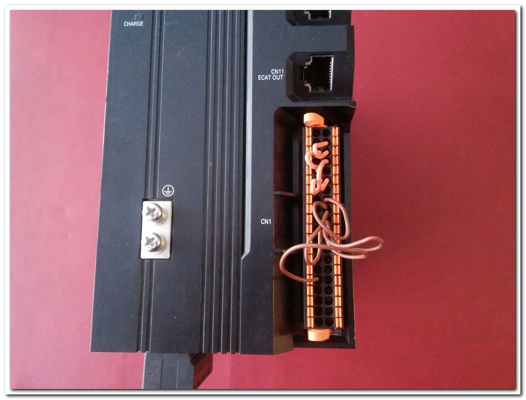 OMRON R88D-1SN15F-ECT ETHERCAT 1,5KW AC SERVO DRIVE 1,5 KW SERVO SÜRÜCÜ