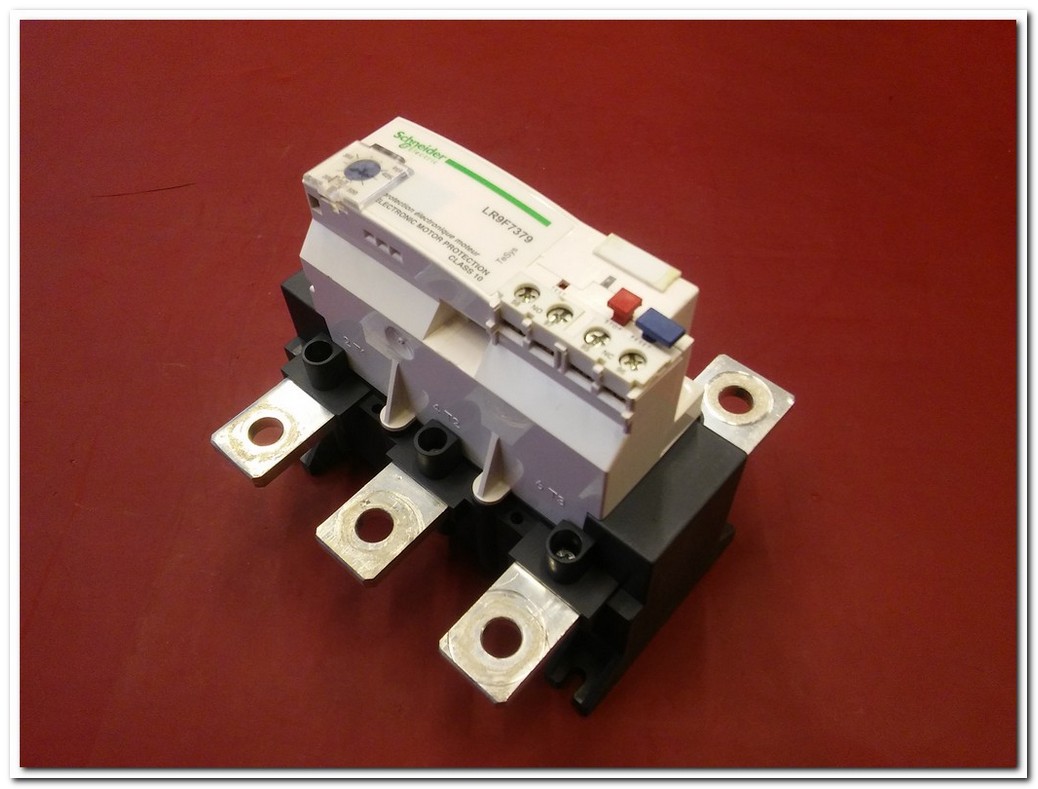 SCHNEİDER LR9F7379 500A MOTOR KORUMA ELECTRONIC MOTOR PROTECTION CLASS 10 500 AMPER MOTOR KORUMA