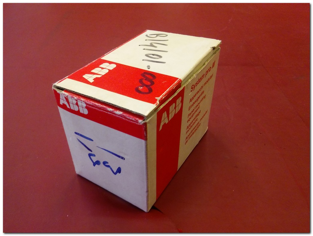 ABB SQZ3 2CSM111310R1331 CONTROL AND SEQUENZA RELAY SIFIR KUTULU FAZ VE SIRA RÖLESİ