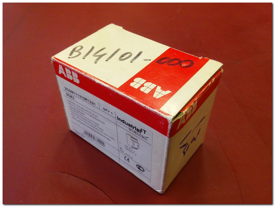 ABB SQZ3 2CSM111310R1331 CONTROL AND SEQUENZA RELAY SIFIR KUTULU FAZ VE SIRA RÖLESİ
