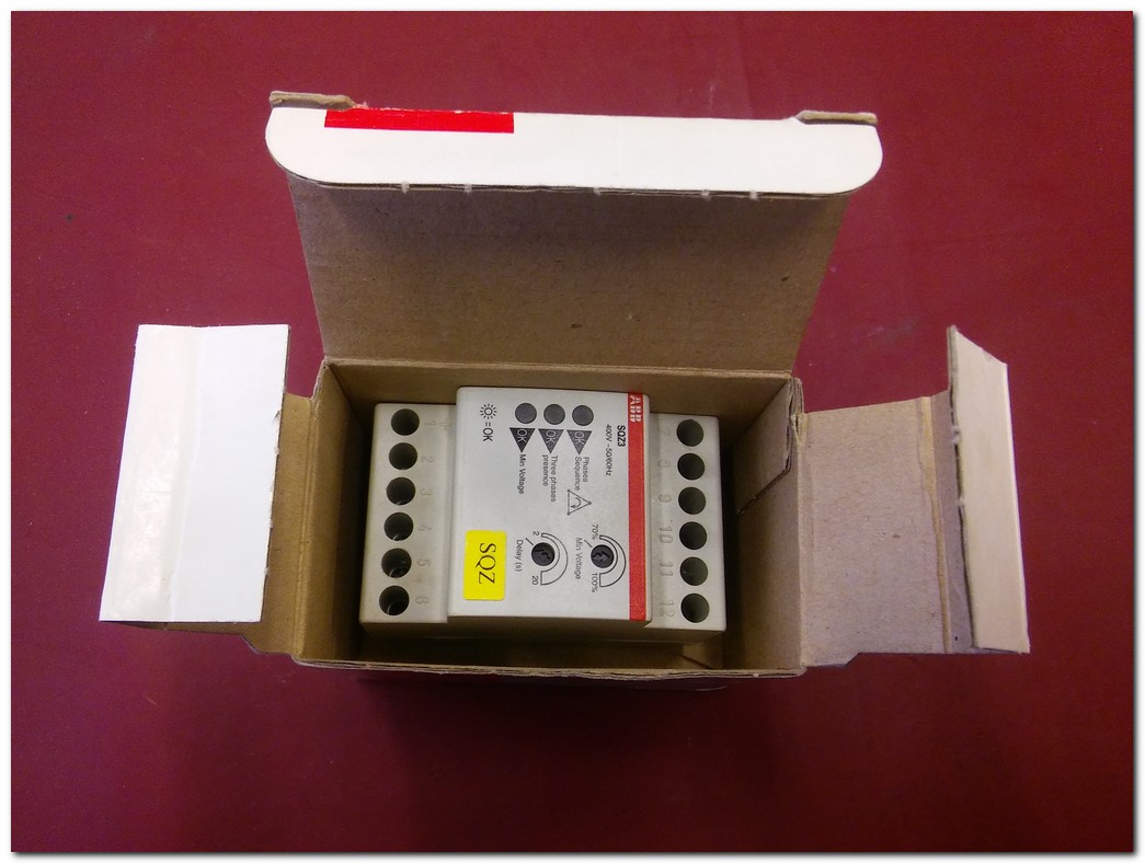 ABB SQZ3 2CSM111310R1331 CONTROL AND SEQUENZA RELAY SIFIR KUTULU FAZ VE SIRA RÖLESİ