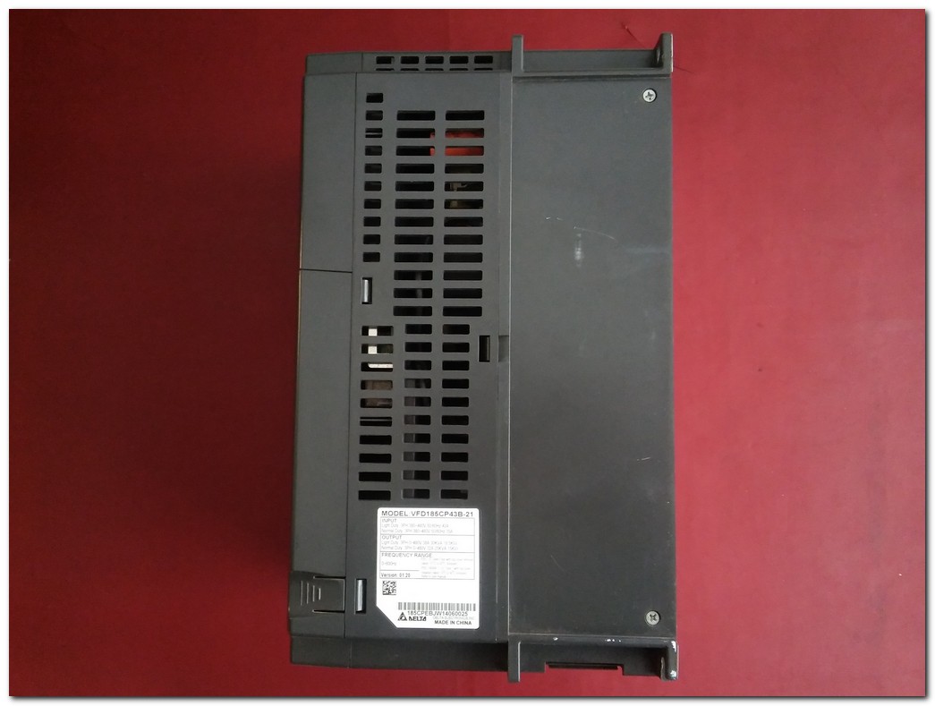 DELTA VFD185CP43B-21 18,5KW SÜRÜCÜ CP2000 VFD-CX 18,5 KW INVERTER