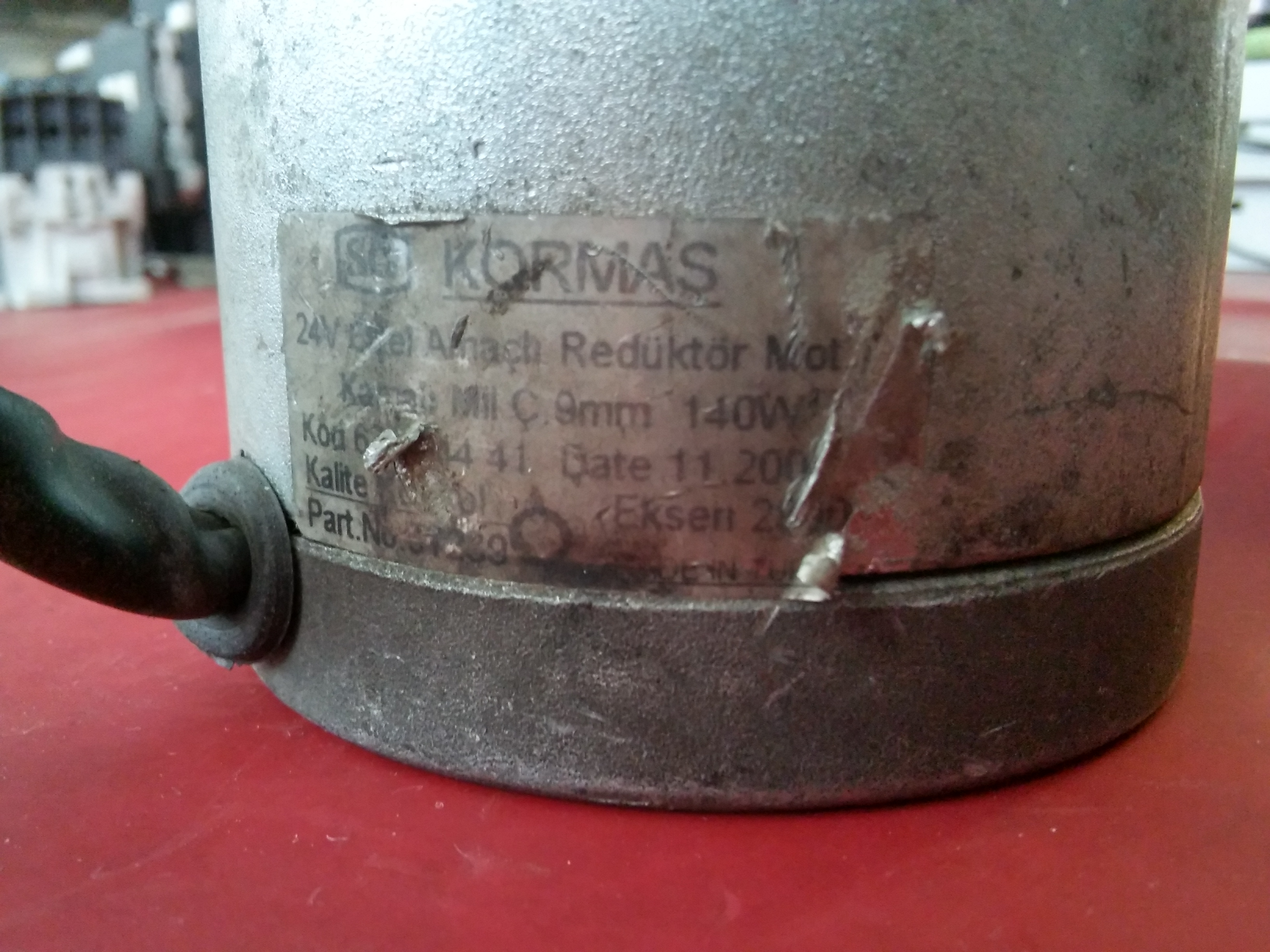 KORMAS DC MOTOR MİL CAPI 9MM 1400W CATE 11200 REDİKTÖRLÜ
