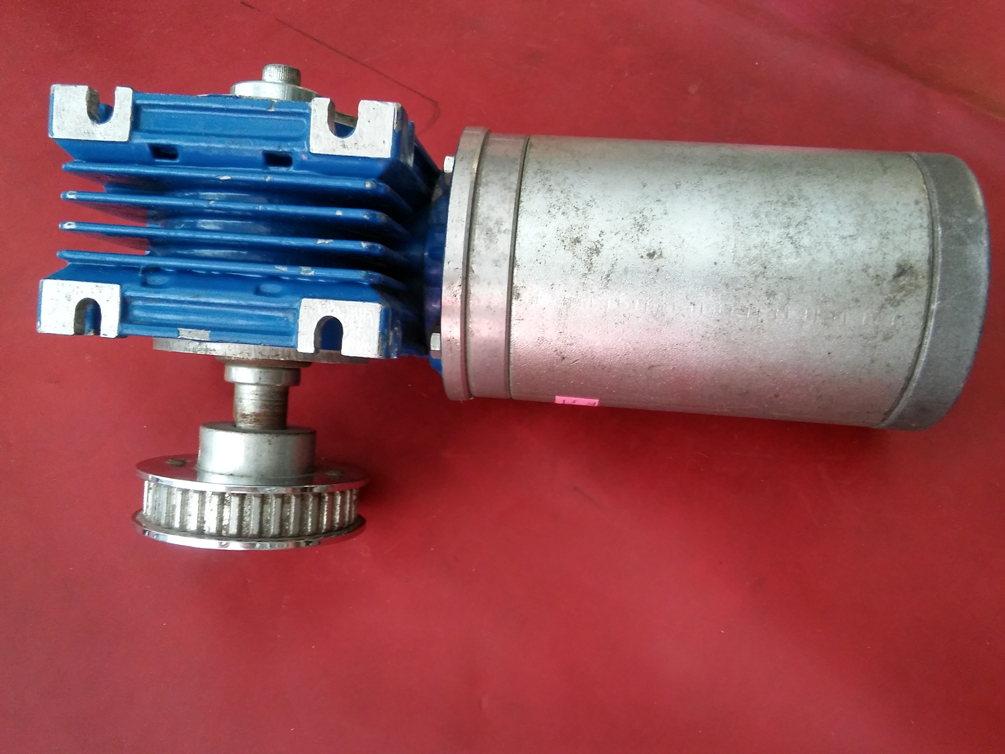 KORMAS DC MOTOR MİL CAPI 9MM 1400W CATE 11200 REDİKTÖRLÜ