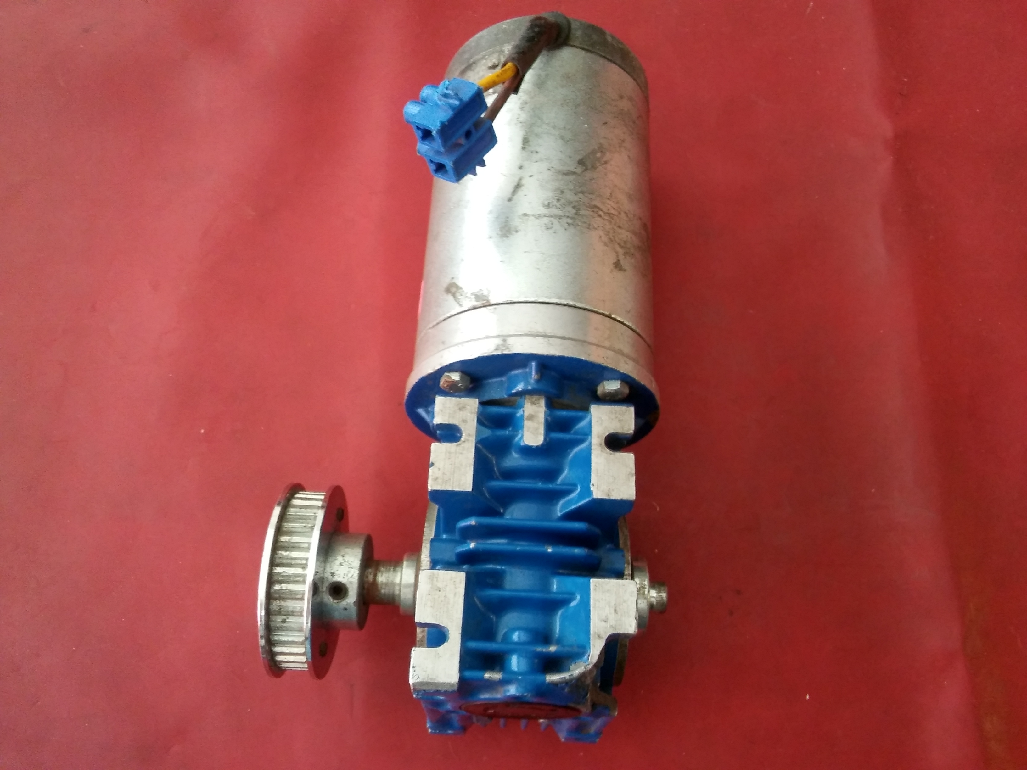KORMAS DC MOTOR MİL CAPI 9MM 1400W CATE 11200 REDİKTÖRLÜ